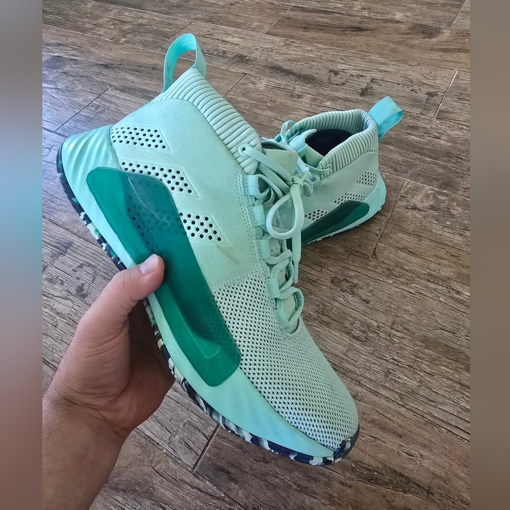 Adidas Green Athletic Shoes with Breathable Mesh